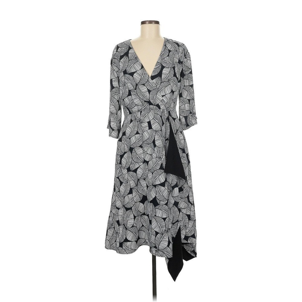 Natori Wrap Dress Size 6 Black White Leaf Print V-Neck 3/4 Sleeve Knee Length